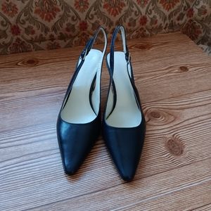 *SPRING SALE* Navy Calvin Klein slingbacks size 6 1/2